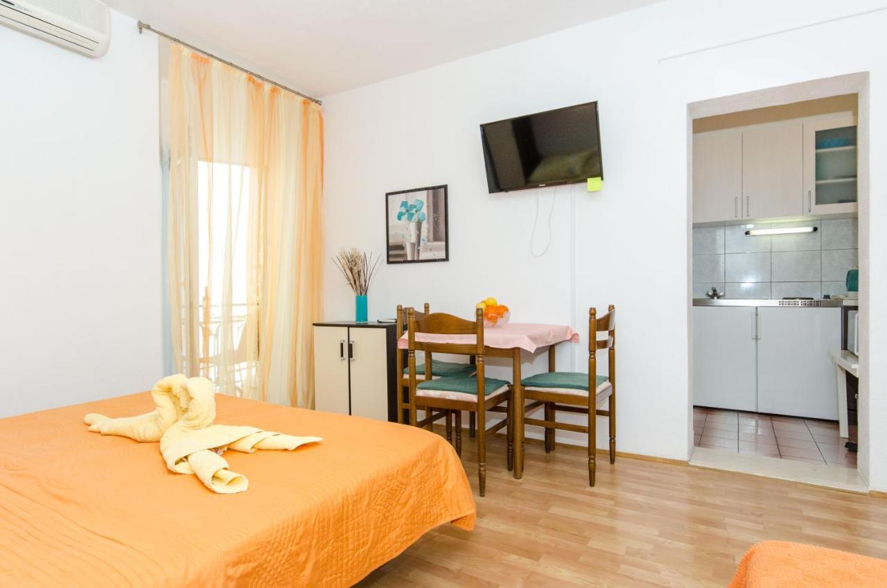 Knezovicapartments Živogošće Eksteriør billede