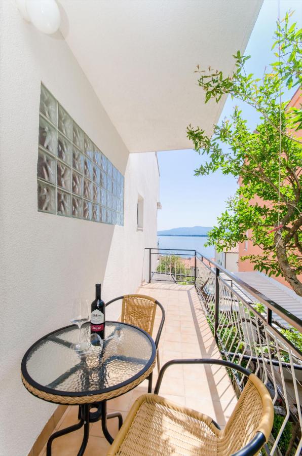 Knezovicapartments Živogošće Eksteriør billede
