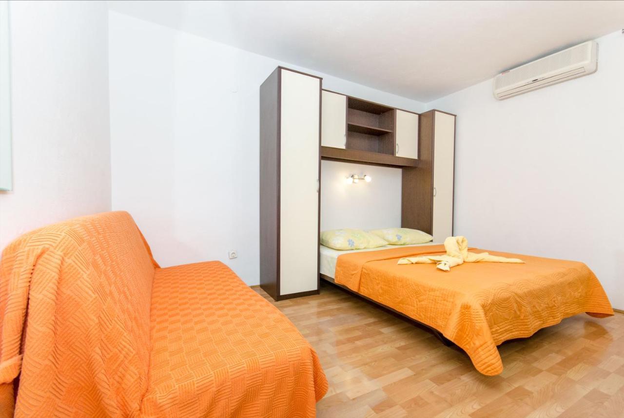 Knezovicapartments Živogošće Eksteriør billede