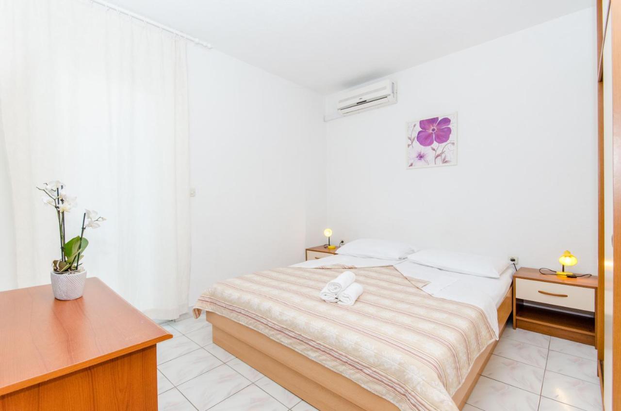 Knezovicapartments Živogošće Eksteriør billede