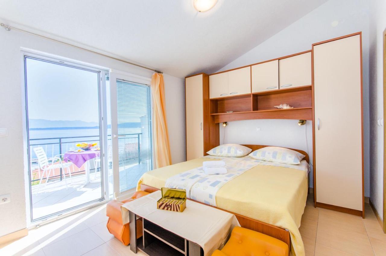 Knezovicapartments Živogošće Eksteriør billede