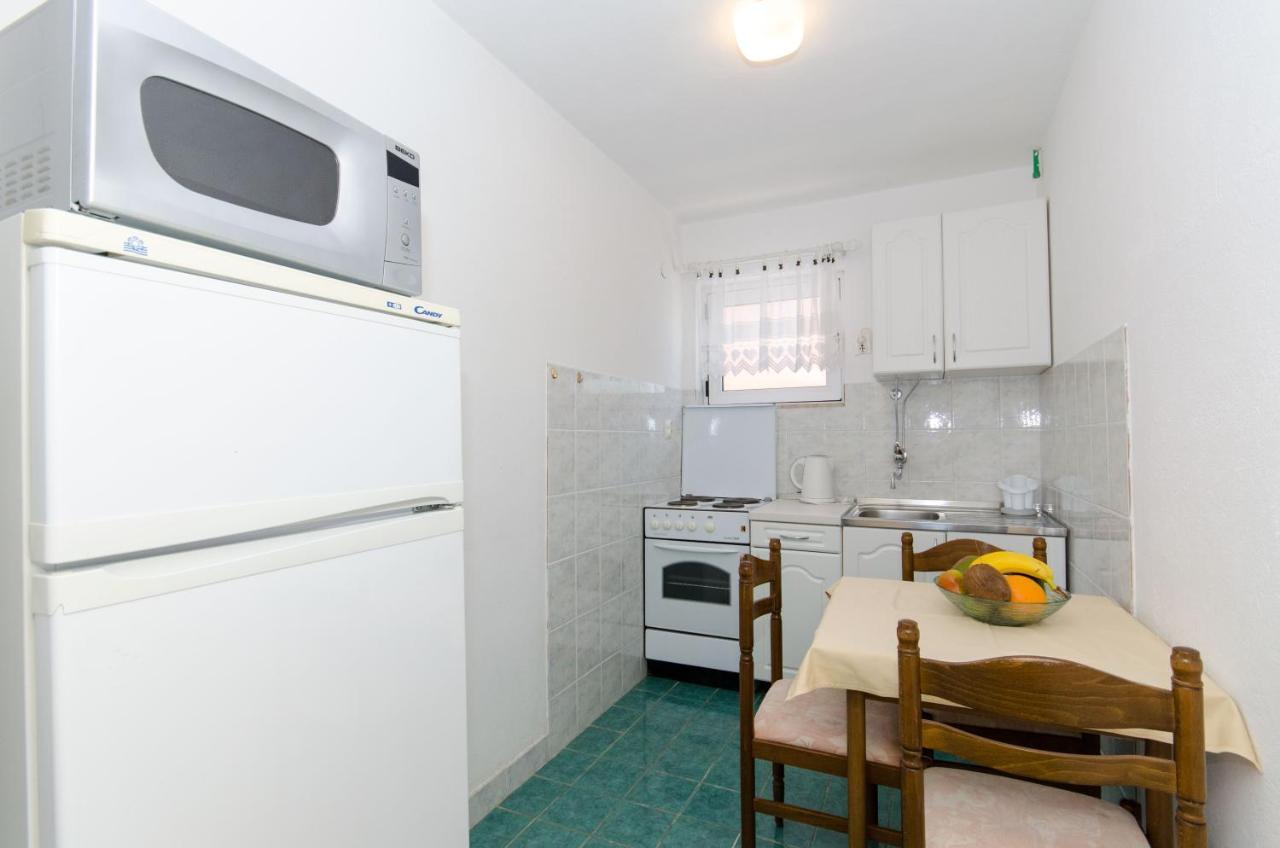 Knezovicapartments Živogošće Eksteriør billede