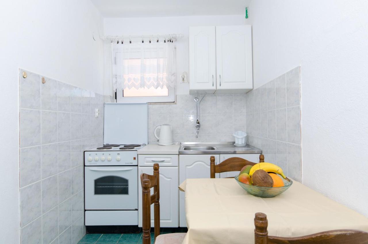 Knezovicapartments Živogošće Eksteriør billede