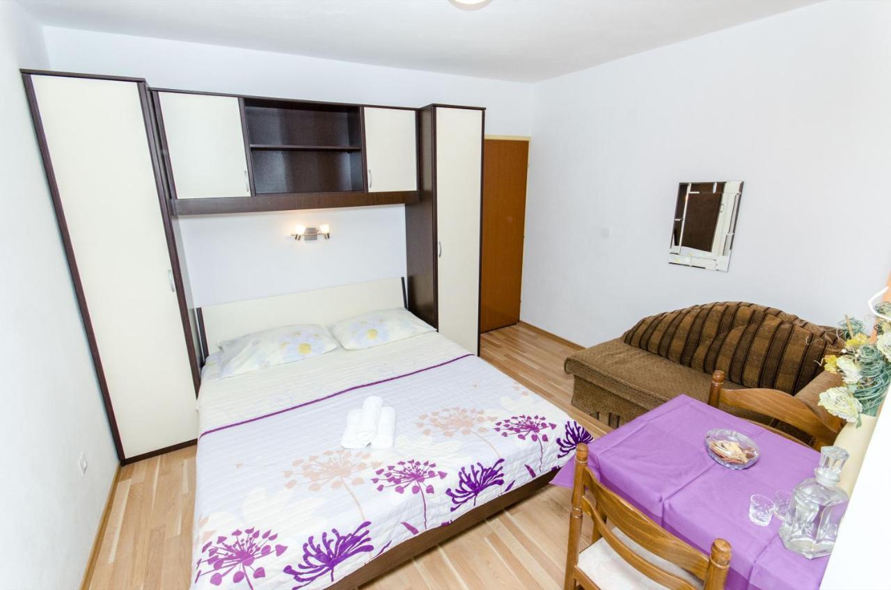 Knezovicapartments Živogošće Eksteriør billede